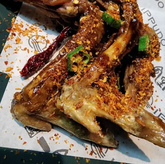 seasoned fried chicken wing from IPPUDO