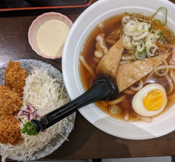 simple udon bowl that they served at Tonkatsu