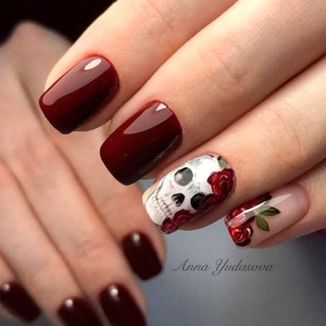 skull and roses nail for halloween