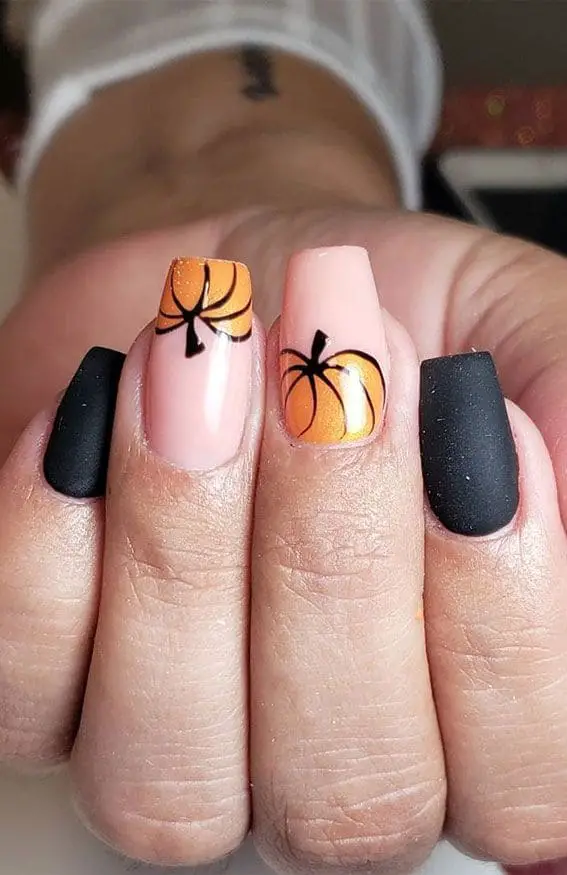 spider x pumpkin nails