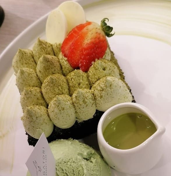 green tea cake from shugatori