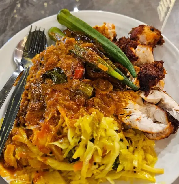 a plate of nasi kandar rice from Kapitan Tandoori House