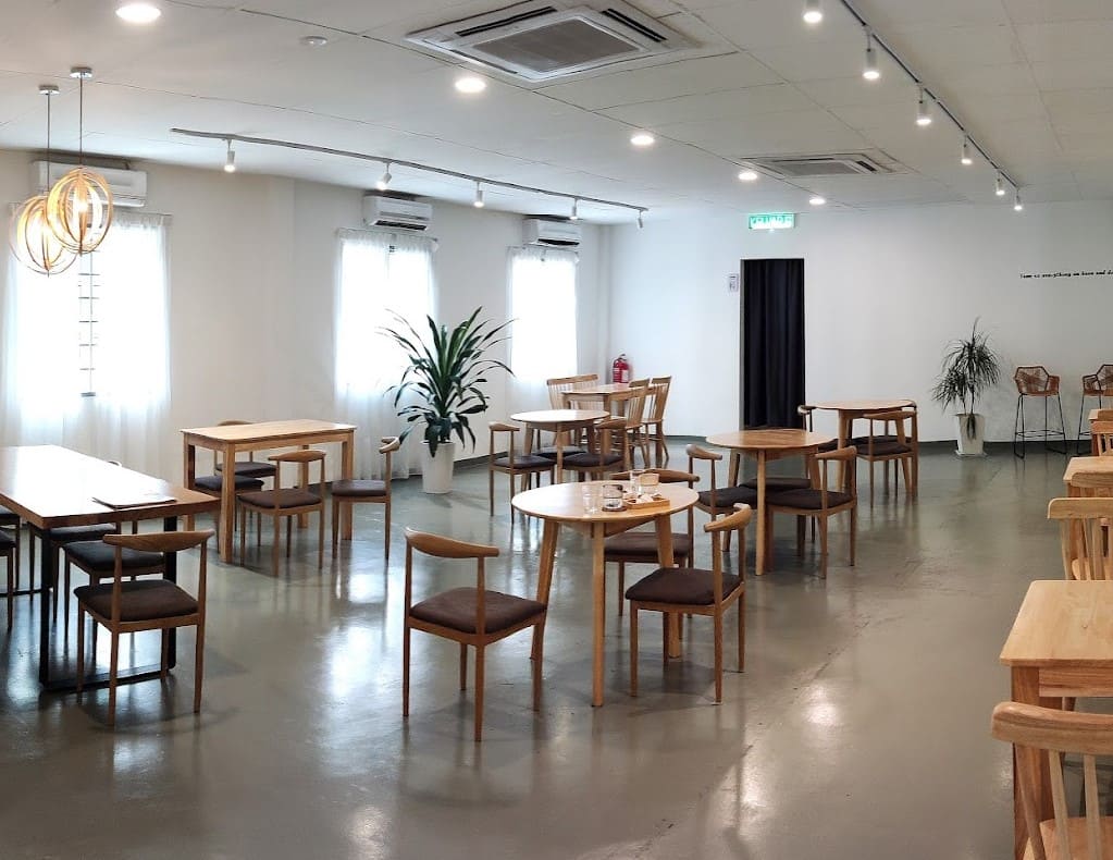 ambiance inside Mikaa Cafe