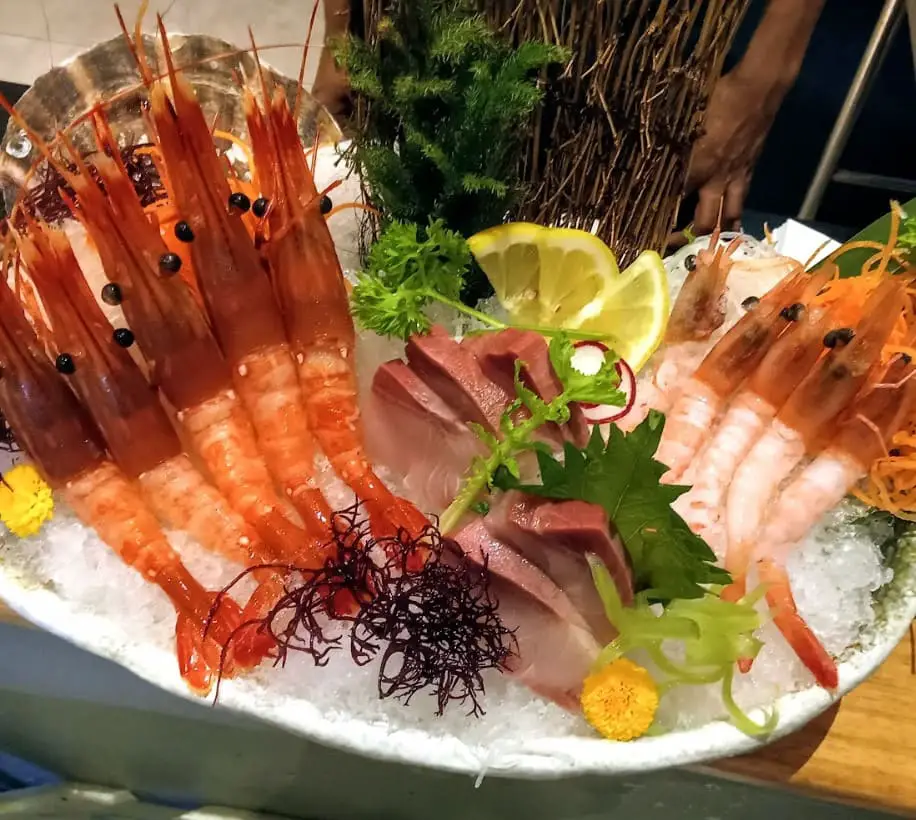 fresh sashimi variety in KIMIYA