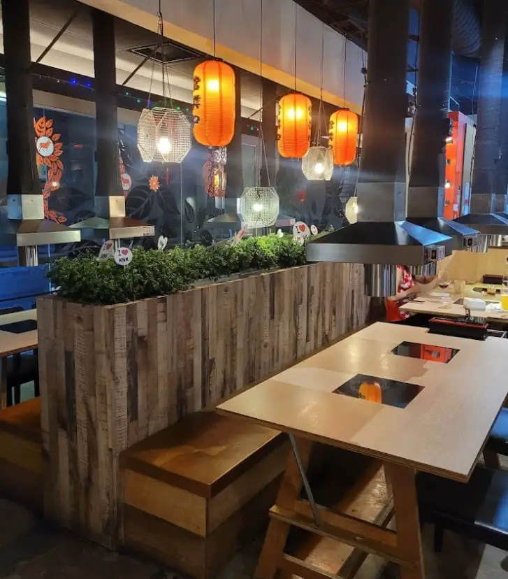 seating area in KANNICHIKAN YAKINIKU