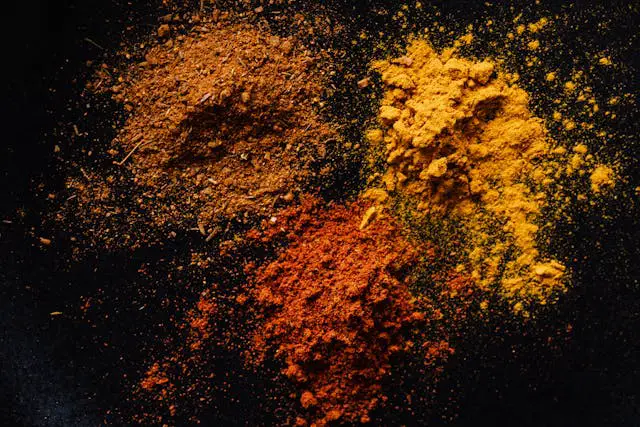 Using turmeric as a remedy to reduce darkened lips can be effective for some people